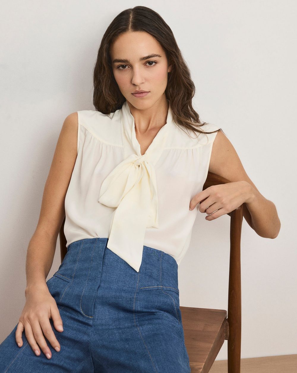 Magnolia Tie-Neck Blouse – Veronica Beard
