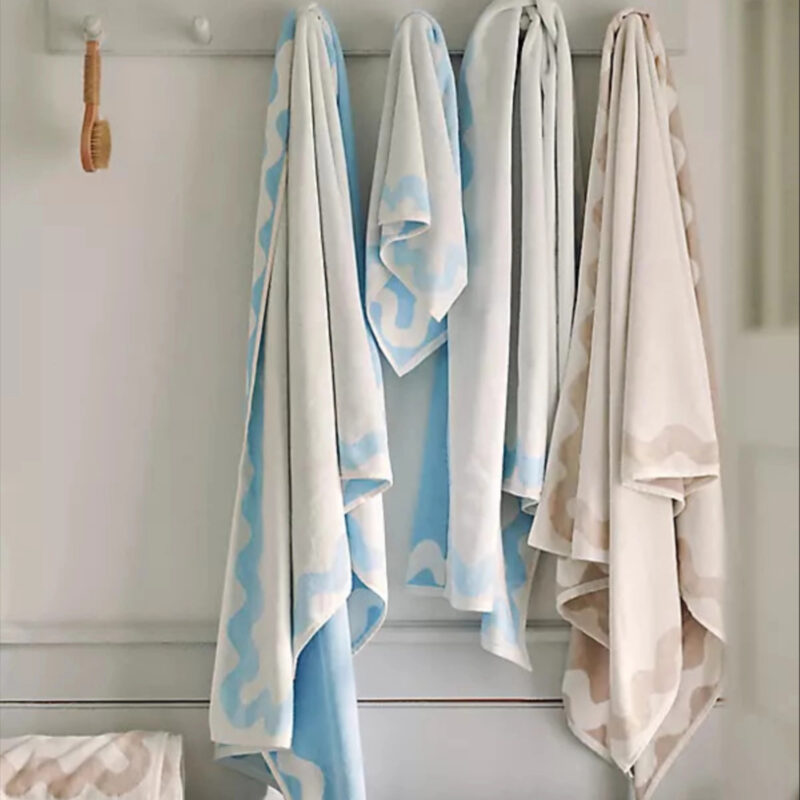 Scalloped Cotton Towel Collection