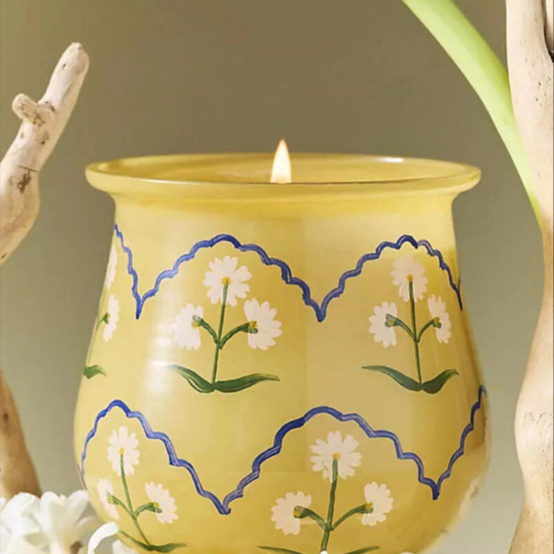 Scandi Floral Seaside Flowers & Sandalwood Glass Candle