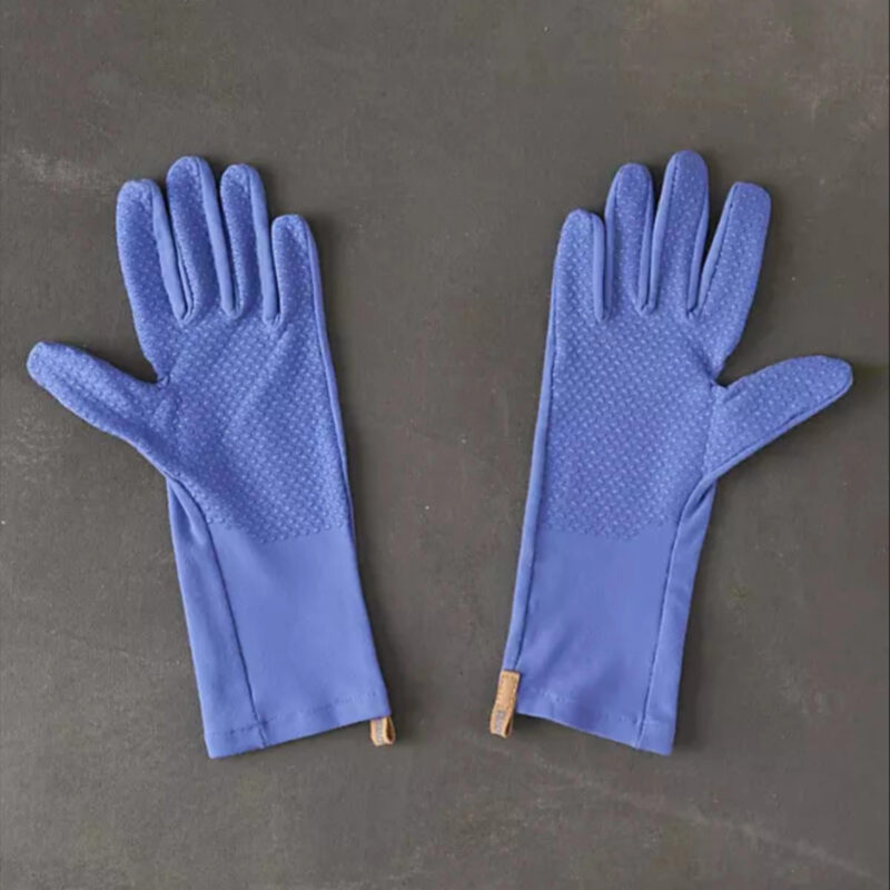 Second Skin Garden Gloves in Blue at Terrain