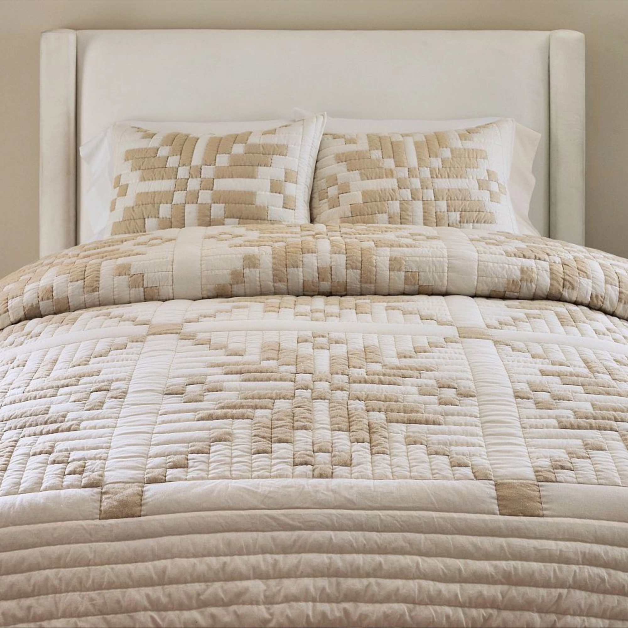 Shimmer Snowflake Quilt, White/Flax, King/Cal. King