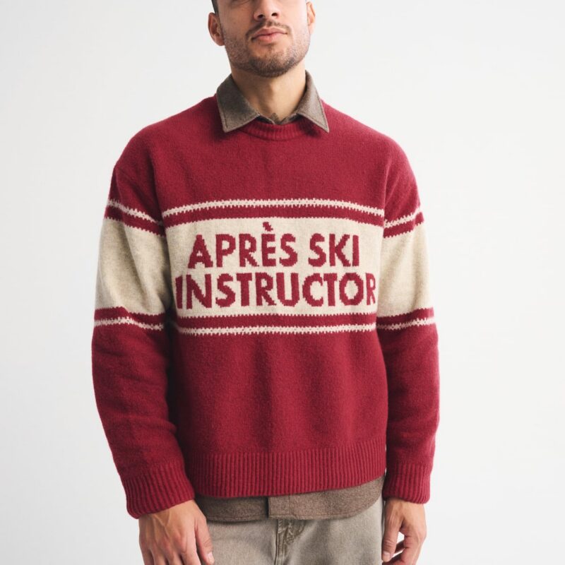 ABERCROMBIE & FITCH UK | Oversized Ski Graphic Crew Sweater