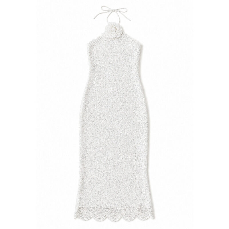 Beso De Luna Maxi Dress in White Waimari