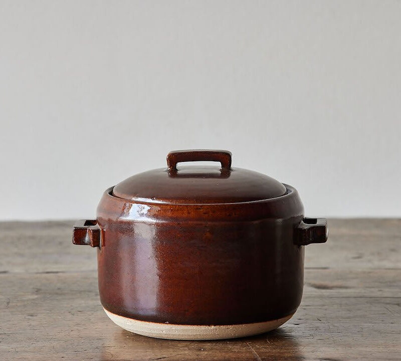 braise dish in brown