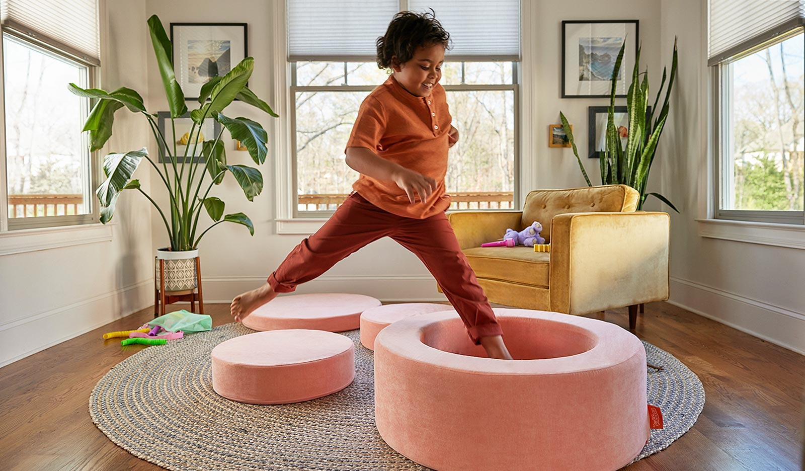 Chunk® - Blossom Nugget Couch