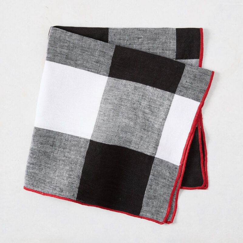 Diane Keaton + Hudson Grace Black Buffalo Check Napkin with Red Border Couleur Nature