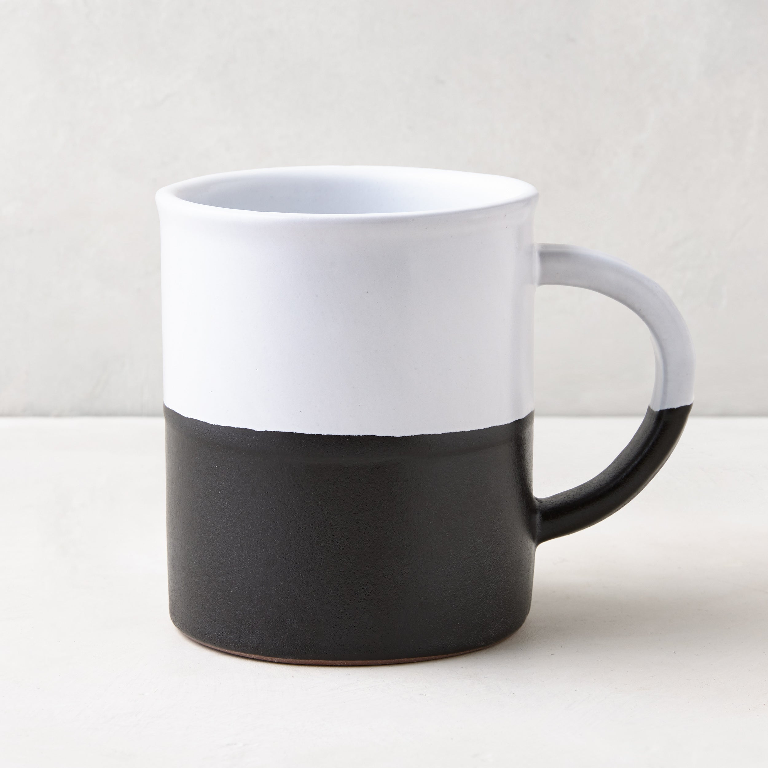 Diane Keaton + Hudson Grace Domino Half-Dipped Stoneware Mug Vasicol