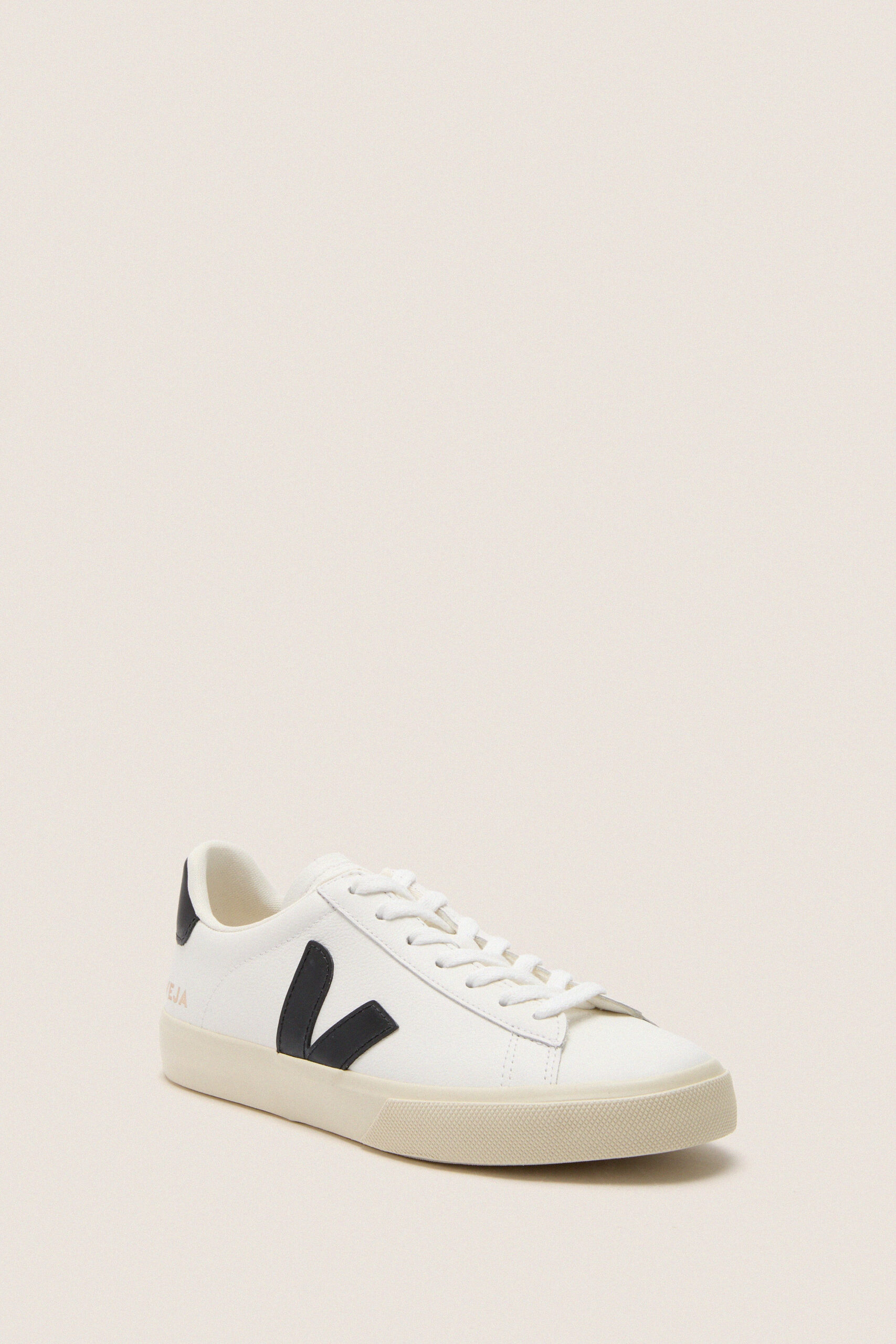 Extra White Black Campo