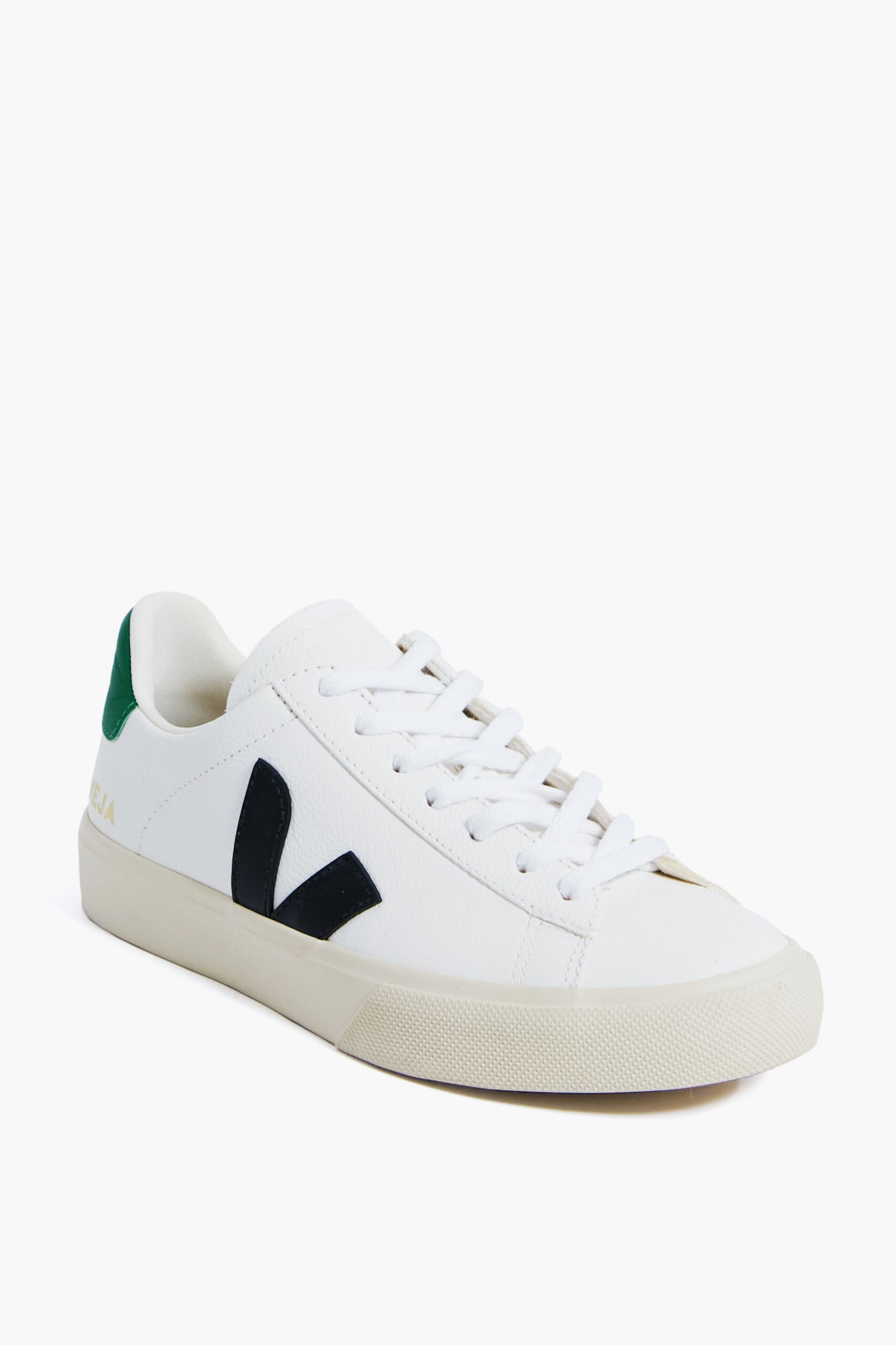 Extra-White Black Emeraude Campo Sneakers VEJA