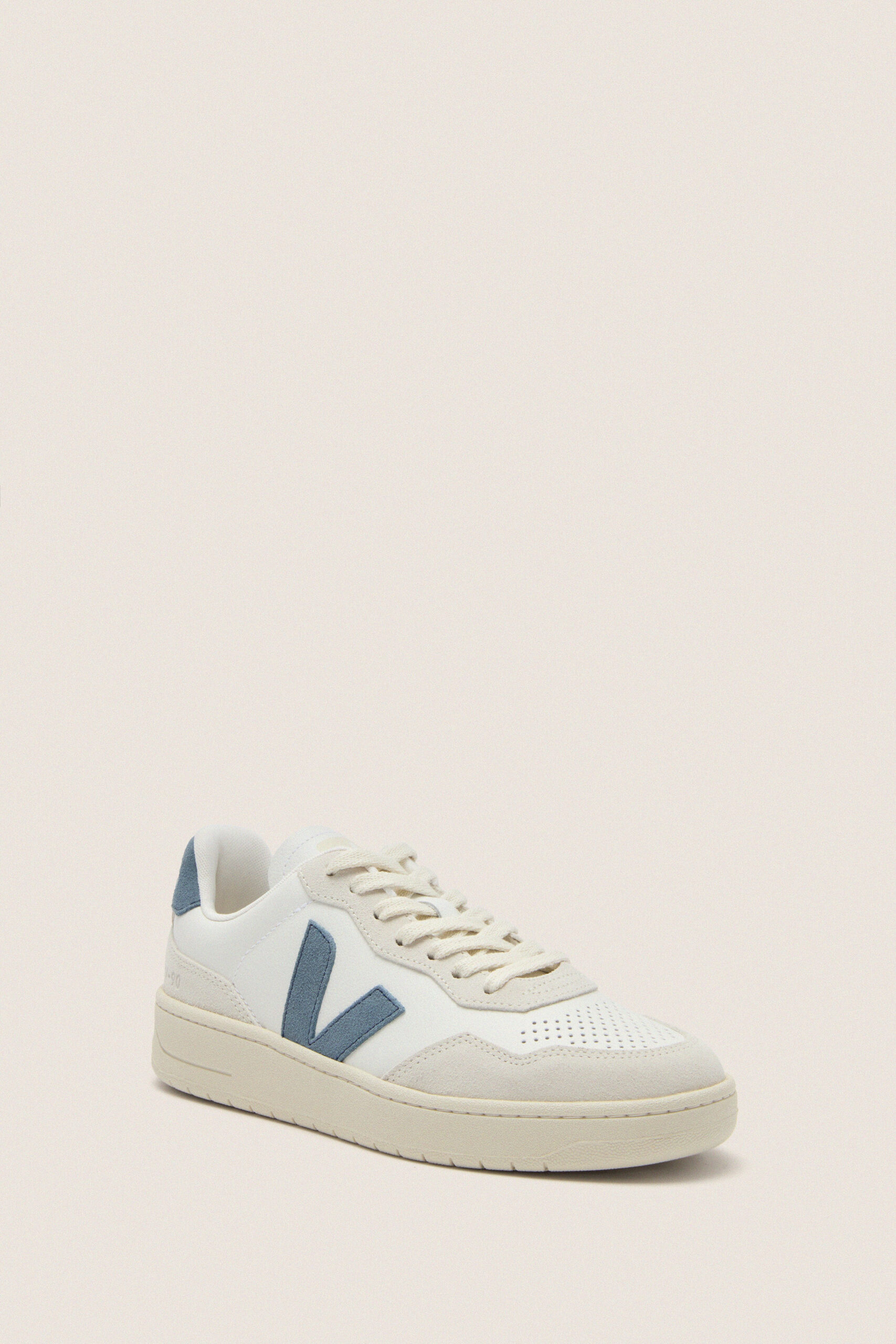 Extra White California V-90 Sneakers VEJA
