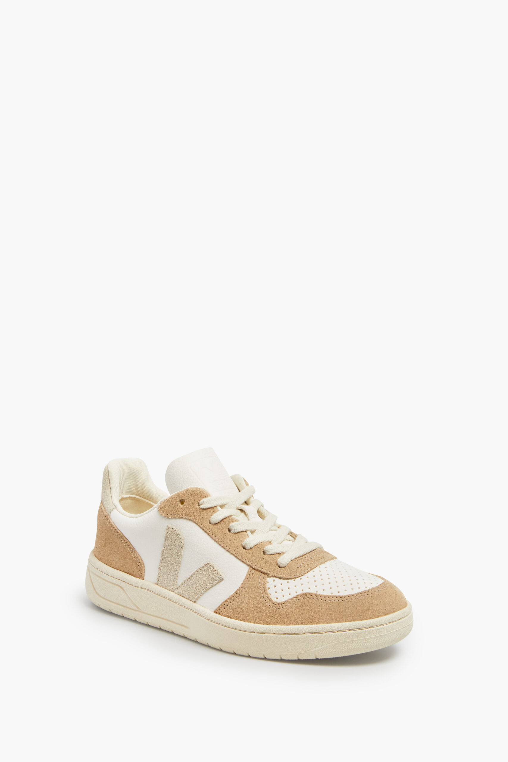 Extra White Natural Sahara V-10 Sneakers VEJA