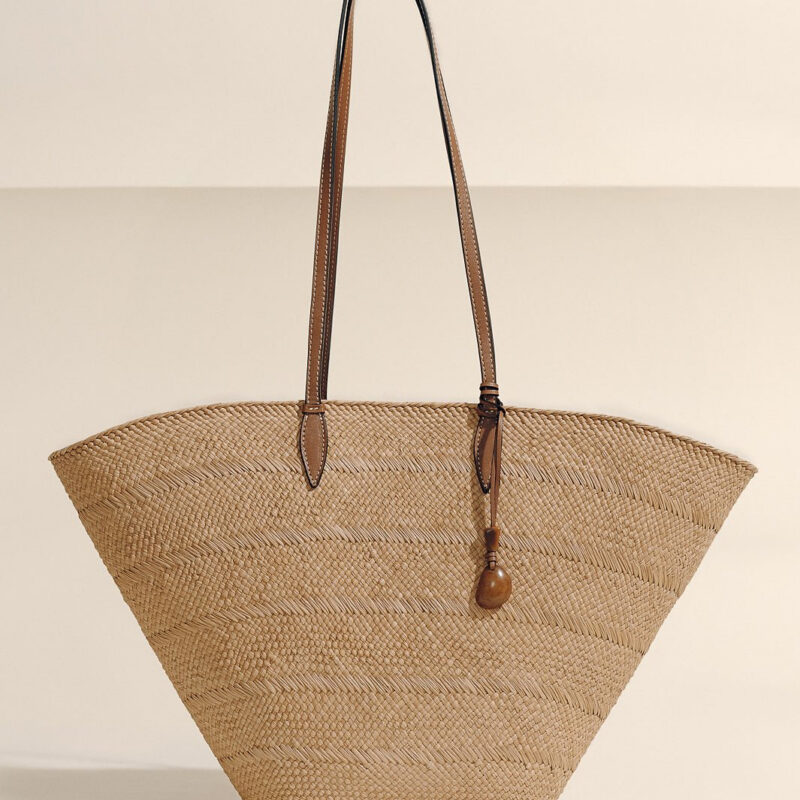 HUNTING SEASON | The Large Trapeze Basket Tote Bag - Nuez Cognac Hunting Season