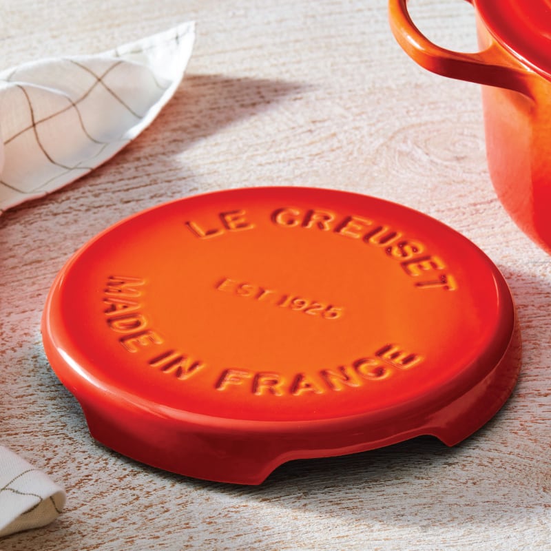Le Creuset Enameled Cast Iron Signature Trivet 9 In. - Flame