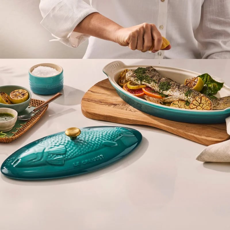 Le Creuset Heritage Fish Baker 1 7 Qt. - Riviera