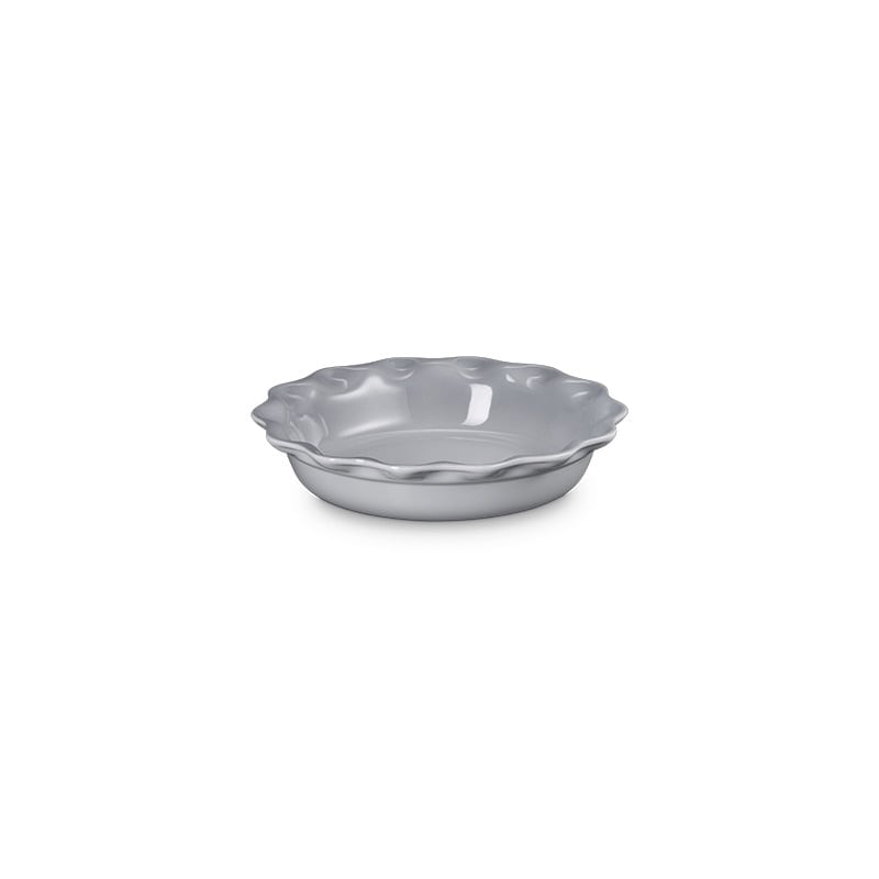 Le Creuset Heritage Fluted Pie Dish - Chateau