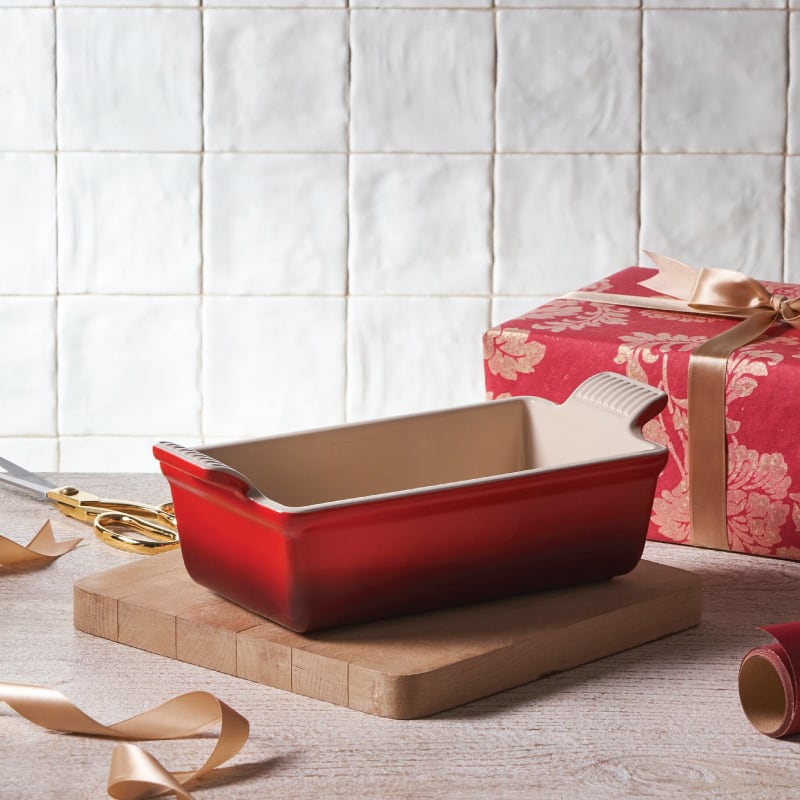 Le Creuset Heritage Loaf Pan - Cerise