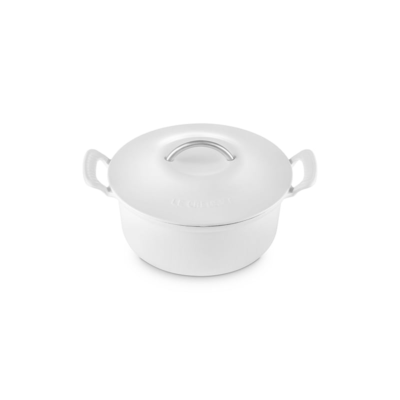 Le Creuset Modern Heritage Round Dutch Oven 5 Qt. - Matte White