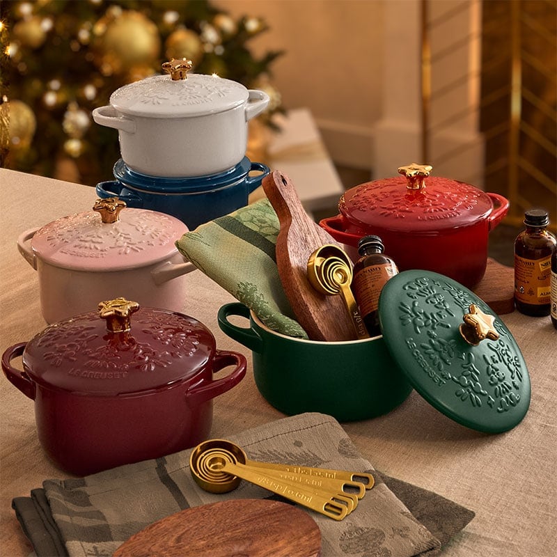 Le Creuset Noel Mini Cocotte with Star Knob - Foret