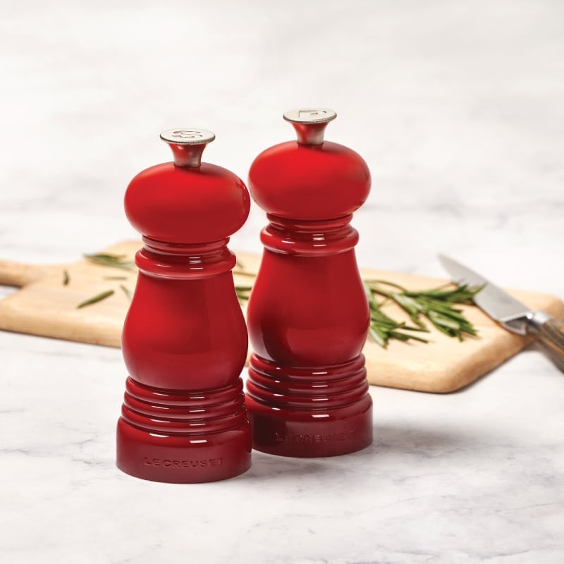 Le Creuset Petite Salt and Pepper Mill Set - Cerise