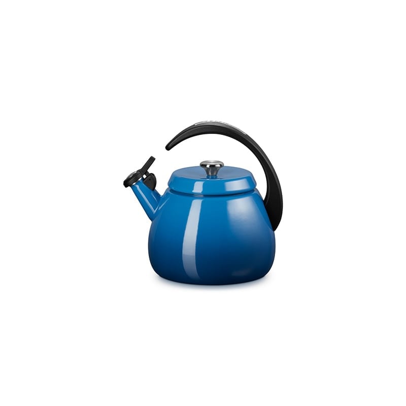 Le Creuset Signature Cloche Kettle 2 2 10 Qt. - Marseille