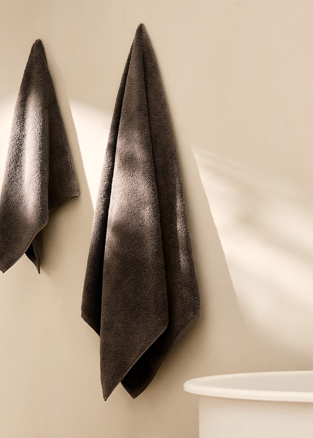 MANGO US | Towel Medium Brown