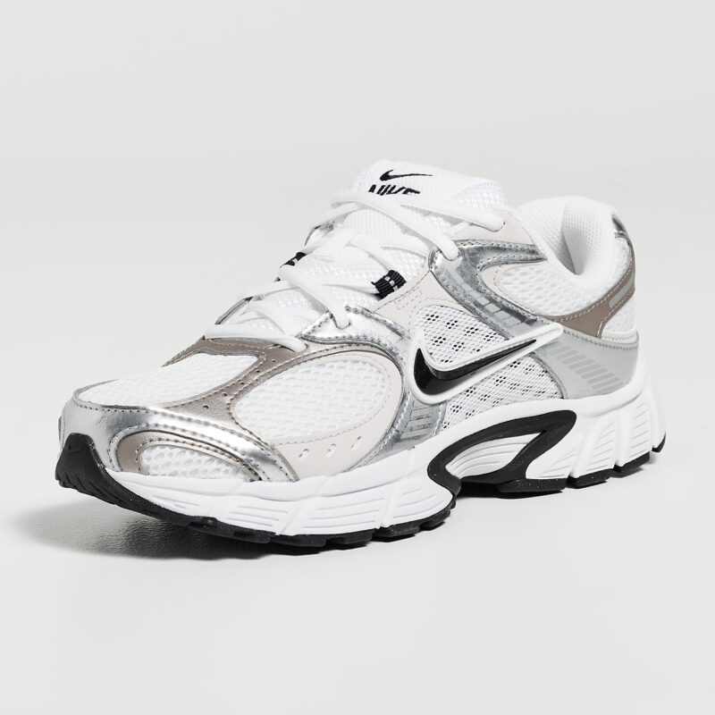 NIKE - V5 RNR Sneakers