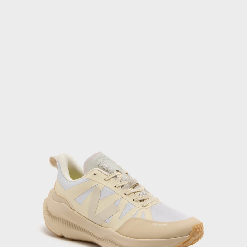 Pearl Calcaire Almond Condor 3 Off Road Sneakers VEJA