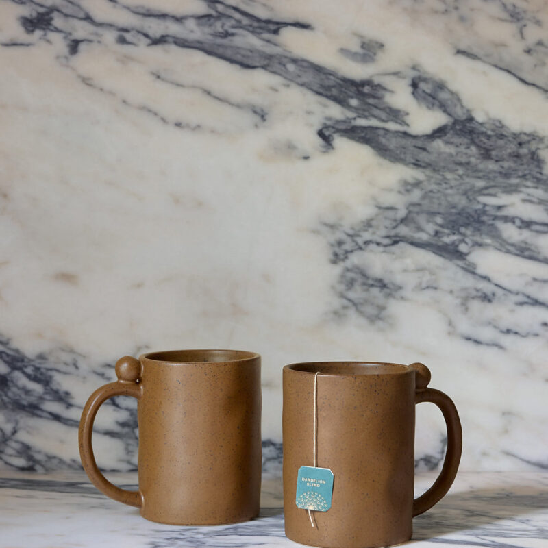 set of mugs