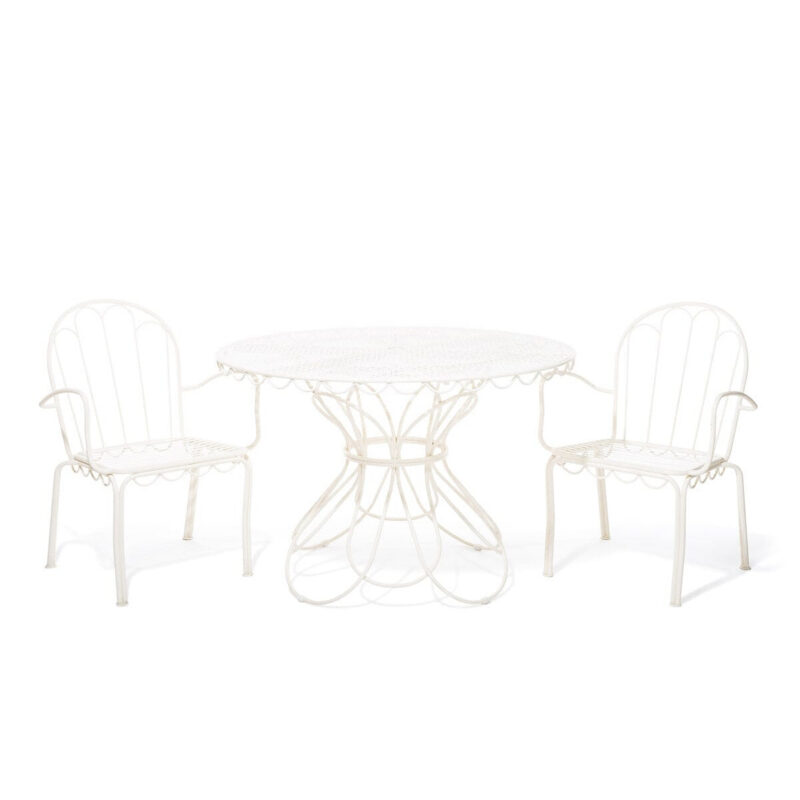 The Al Fresco Round Dining Set Business & Pleasure Co.