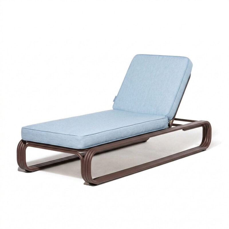 The Contini Sun Lounger Business & Pleasure Co.