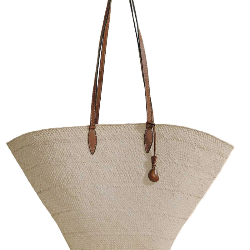 The Large Trapeze Basket in Natural Cognac Hunting Season