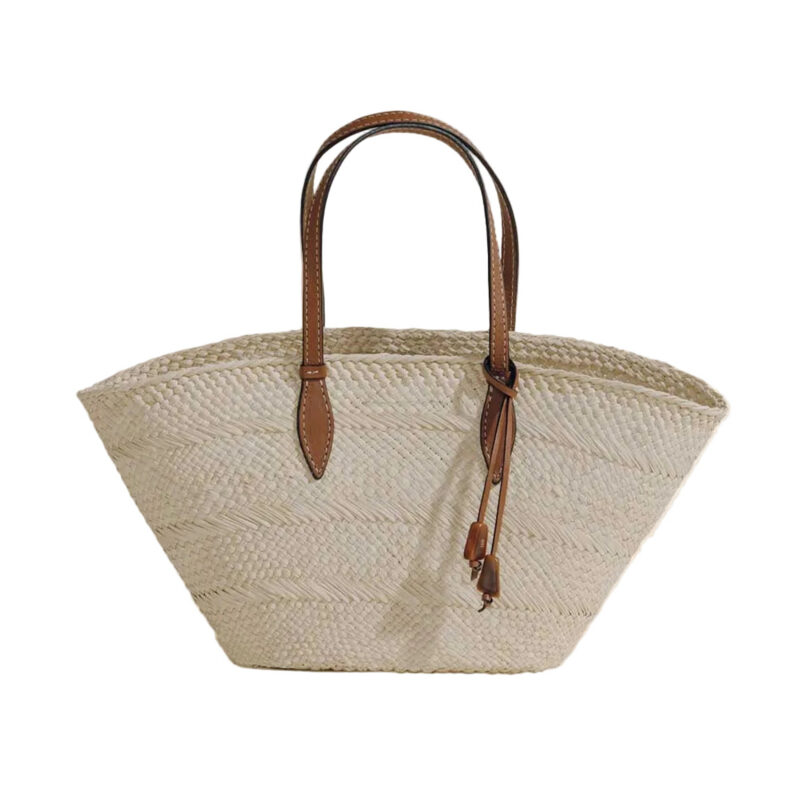 The Small Trapeze Basket in Natural Cognac Hunting Season