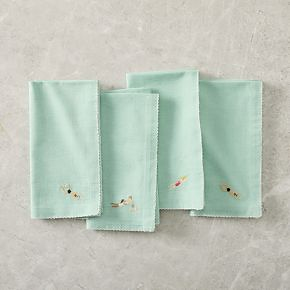 WEST ELM - Beach Embroidered Napkin Sets