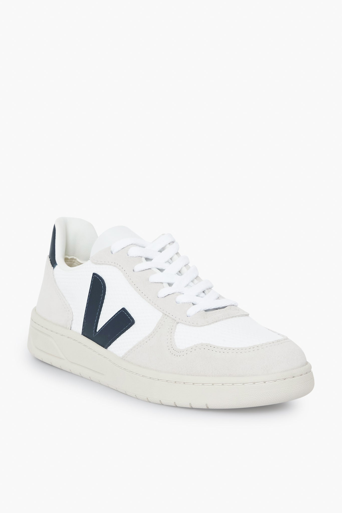 White Nautico V-10 Sneakers VEJA