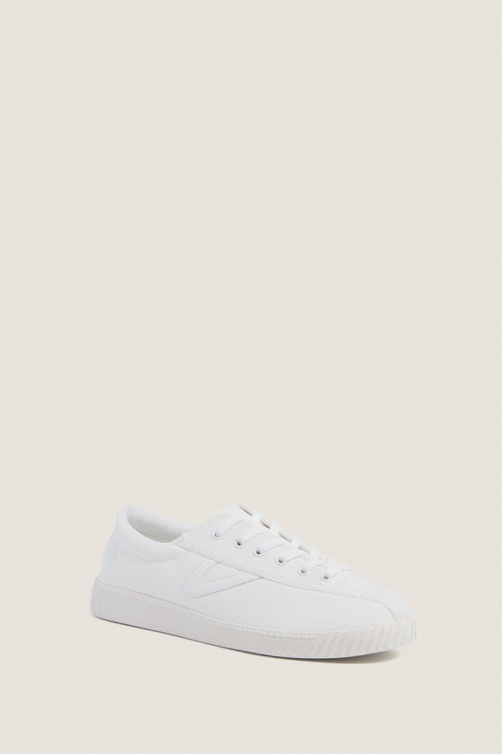 Women's White Nylite Canvas Sneakers Tretorn