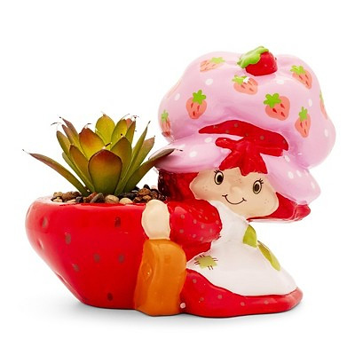 Silver Buffalo Strawberry Shortcake 4-Inch Ceramic Mini Planter With Artificial Succulent