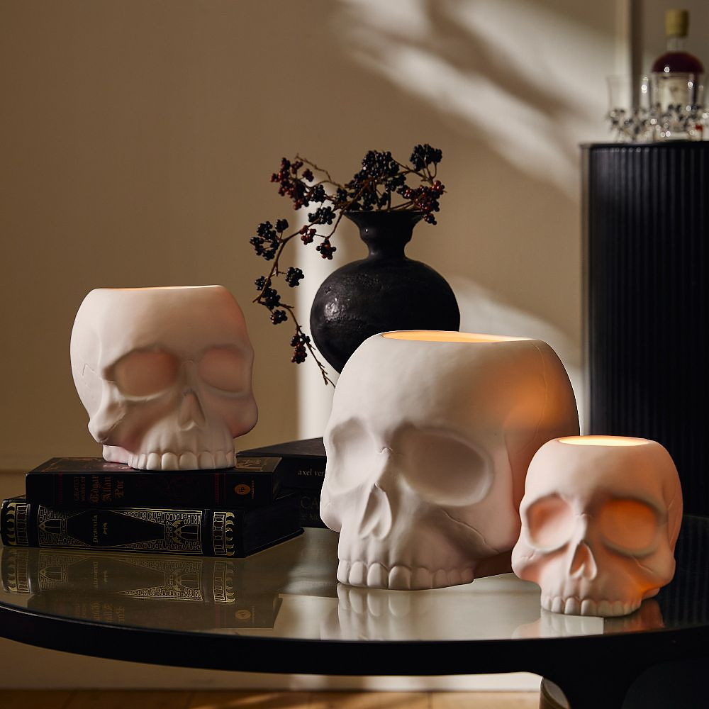 Skull Luminaires Candleholders