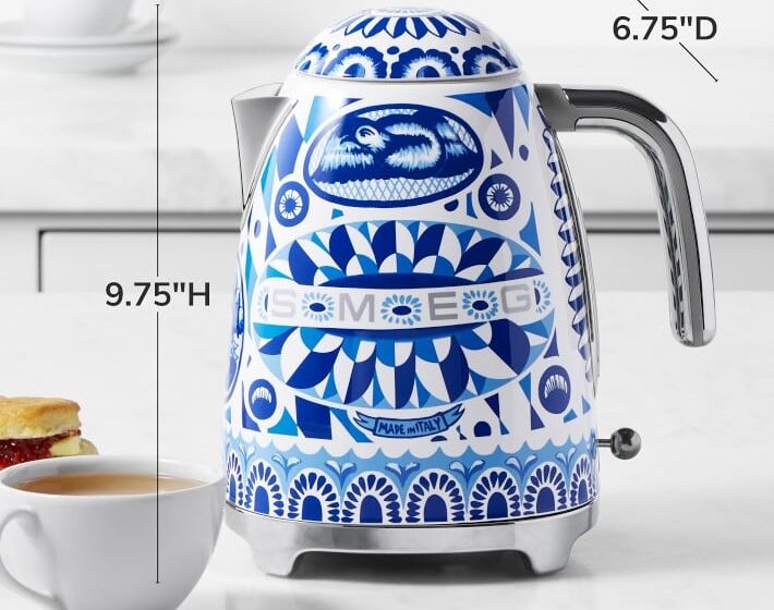 SMEG Dolce & Gabbana Electric Kettle, Blu Mediterraneo