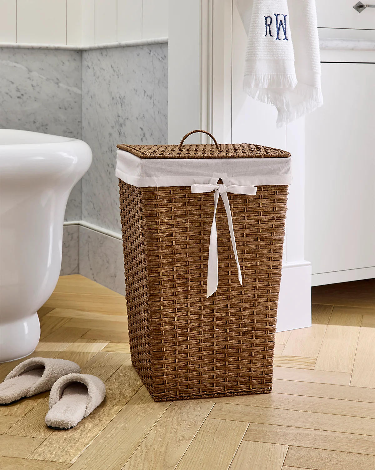 Sylvee Hamper