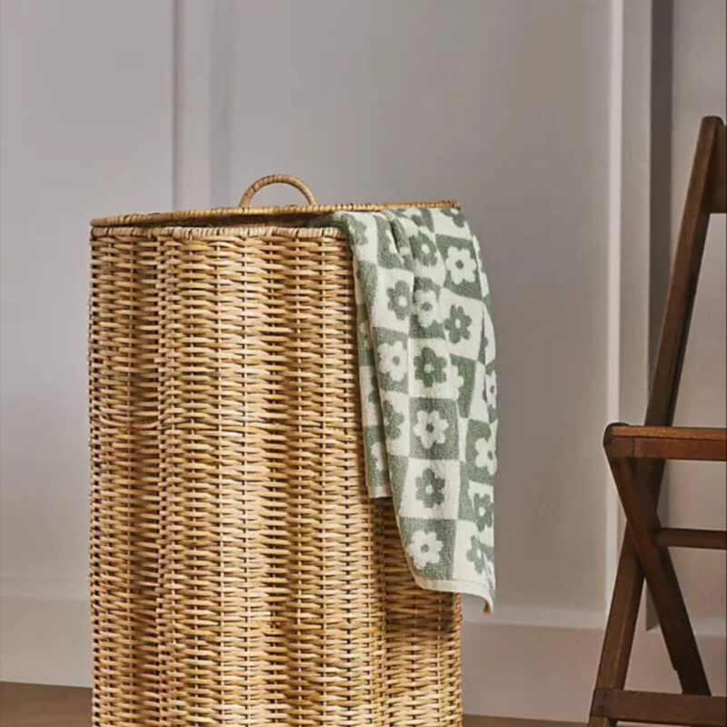 Tulip Scalloped Hamper