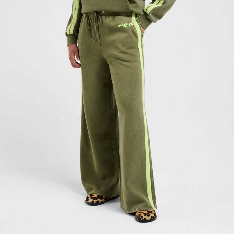 Women's dELiA*s Fleece Graphic Sweatpants - Green XS